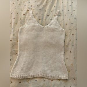 Sleeveless knit top
